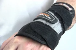 Protège Poignet 3 Straps, Shock Doctor 5 Protège Poignet 3 Straps, Shock Doctor -Sveltus Magasin protege poignet 3 straps shock doctor 2